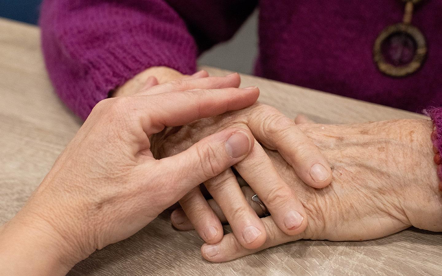 Mains Personne âgée