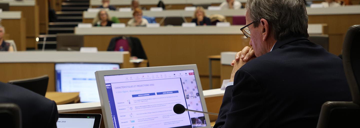 Plénière - 11 mars 2023