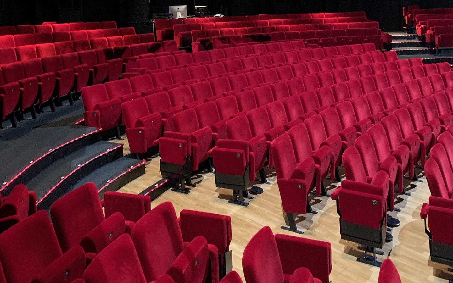 Salle de spectacle vide